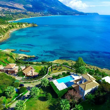 Thalassa Kefaloniaprivatevillas トラペザキ